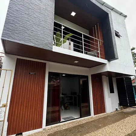 Villa Jade, La Fortuna Downtown Apartment
